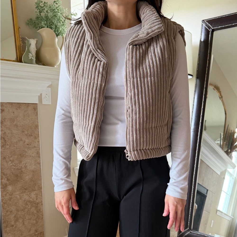 Stoosh Vest